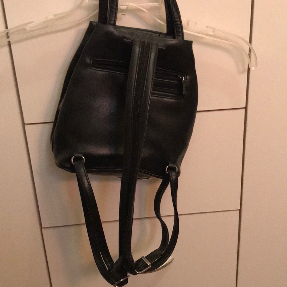 Women’s black backpack - Picture 5 of 5